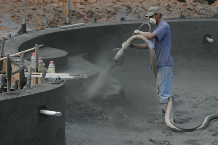 converting vinyl pool to gunite